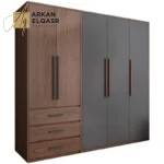 خزانة ملابس بتصميم خشبي مميز