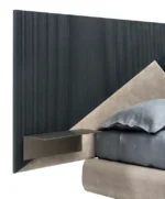 سرير نوم بتصميم مميز