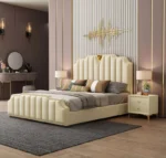 سرير نوم بتصميم ايطالي مميز مع 2 كمودينة