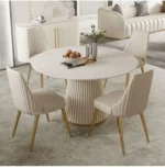 ⁦طاولة طعام مع 4 كراسي بتصميم فخم⁩ - الصورة ⁦2⁩