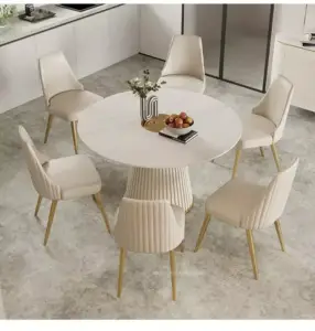 طاولة طعام مع 4 كراسي بتصميم فخم