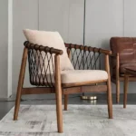 كرسي مفرد مودرن بمسند قدم مميز