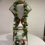 كرسي مفرد بشكل مبسط وانيق