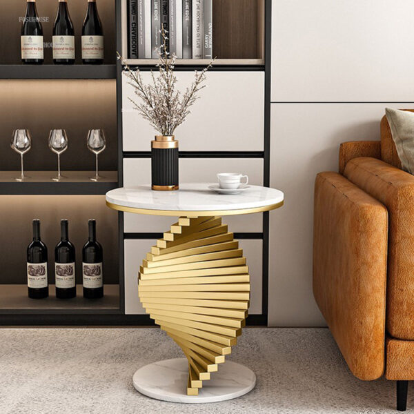 طاولة جانبية مودرن بتصميم ملتف