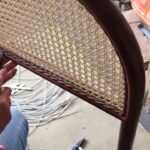 ⁦كرسي مفرد مخملي بتصميم مميز⁩ - الصورة ⁦6⁩