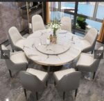 ⁦طاولة طعام مع 8كراسي بتصميم مميز⁩ - الصورة ⁦4⁩