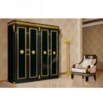 خزانة ملابس كلاسيكي بلمسة حديثة