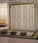 خزانة ملابس من تصميم ملكي كلاسيكي