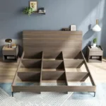 سرير خشب مودرن بلمسة ذهبية