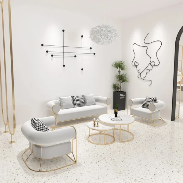 طقم كنب مودرن مع طاولة قهوة