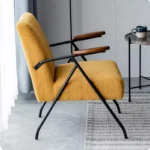 كرسي بذراعين مودرن من تصميم مارني