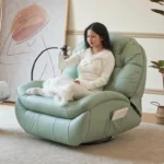 ⁦كرسي استرخاء ليزي بوي فخم – آلية إمالة يدوية – تنجيد ناعم ومريح – قاعدة خشبية – لون رمادي فخم⁩ - الصورة ⁦2⁩