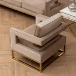 ⁦كرسي مفرد بذراعين أنيق⁩ - الصورة ⁦2⁩