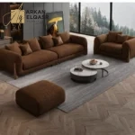 كنب بتصميم إيطالي – فخامة تنجيد ناعم وقاعدة خشبية متينة – لون رمادي