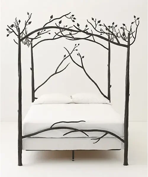 سرير نوم بتصميم حديث