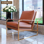 ⁦كرسي مفرد من تصميم بسيط⁩ - الصورة ⁦2⁩