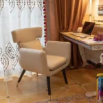 كرسي مفرد جلد بسيط