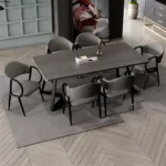 كرسي طاولة طعام معدني بشكل بسيط