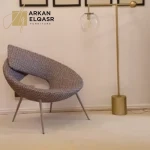 كرسي مفرد بشكل حديث