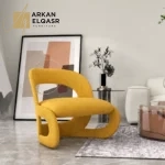 كرسي مفرد بحواف دائرية حديثة
