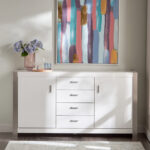 ⁦بوفيه عصري متعدد الاستخدامات مع تصميم فريد⁩ - الصورة ⁦2⁩