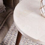 ⁦طاولة جانبية بسطح رخام - جاشا⁩ - الصورة ⁦3⁩