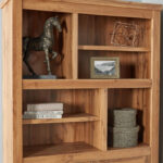 ⁦خزانة جانبية من خشب هندسي بألوان رائعة⁩ - الصورة ⁦3⁩