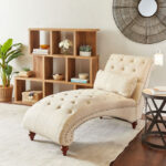 خزانة عرض مميزة بتصميم مفرغ مودرن