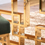 ⁦طاولة سفرة بتصميم زجاجي عصري انيق⁩ - الصورة ⁦3⁩