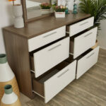 ⁦غرفة نوم كاملة بتصميم فخم⁩ - الصورة ⁦6⁩