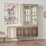 بوفية بتصميم فريد وأرجل قوية من الفولاذ