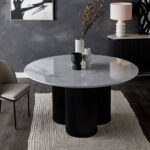 ⁦طاولة سفرة رخامية بتصميم فريد⁩ - الصورة ⁦4⁩