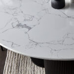 ⁦طاولة سفرة رخامية بتصميم فريد⁩ - الصورة ⁦2⁩