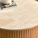 ⁦طاولة قهوة بسطح رخامي بتصميم أودنس⁩ - الصورة ⁦3⁩