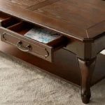 ⁦طاولة قهوة بتصميم لويس⁩ - الصورة ⁦4⁩