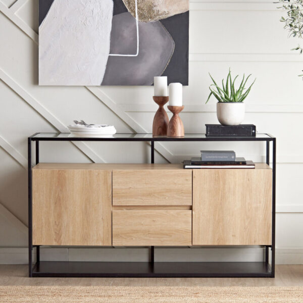 بوفيه مع إطار معدني تصميم أنيق