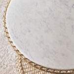 ⁦طاولة جانبية بسطح رخام - جاردينر⁩ - الصورة ⁦2⁩