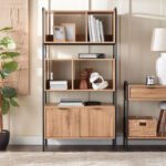 ⁦رف خشبي معدني بتصميم هندسي⁩ - الصورة ⁦7⁩