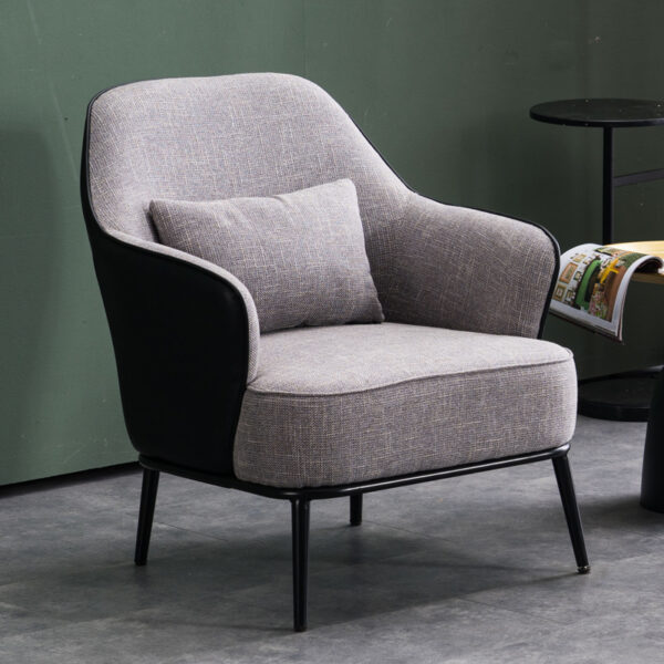 كرسي مفرد بتصميم فاخر