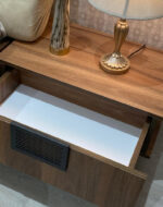 ⁦طقم غرفة نوم بتصميم راقي⁩ - الصورة ⁦7⁩