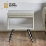 طاولة جانبية