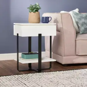 طاولة جانبية بسطح خشبي من كوزي