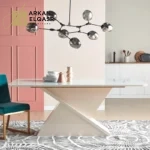 طاولة طعام مع كراسي بتصميم أنيق