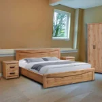 ⁦غرفة نوم خشبية بتصميم عملي وأنيق⁩ - الصورة ⁦2⁩