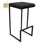 كرسي بار لون أسود بتصميم راقي