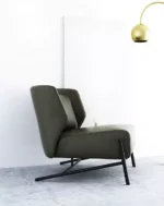 كرسي مفرد فاخر مصمم بأرقى خامات الجلد الإيطالي