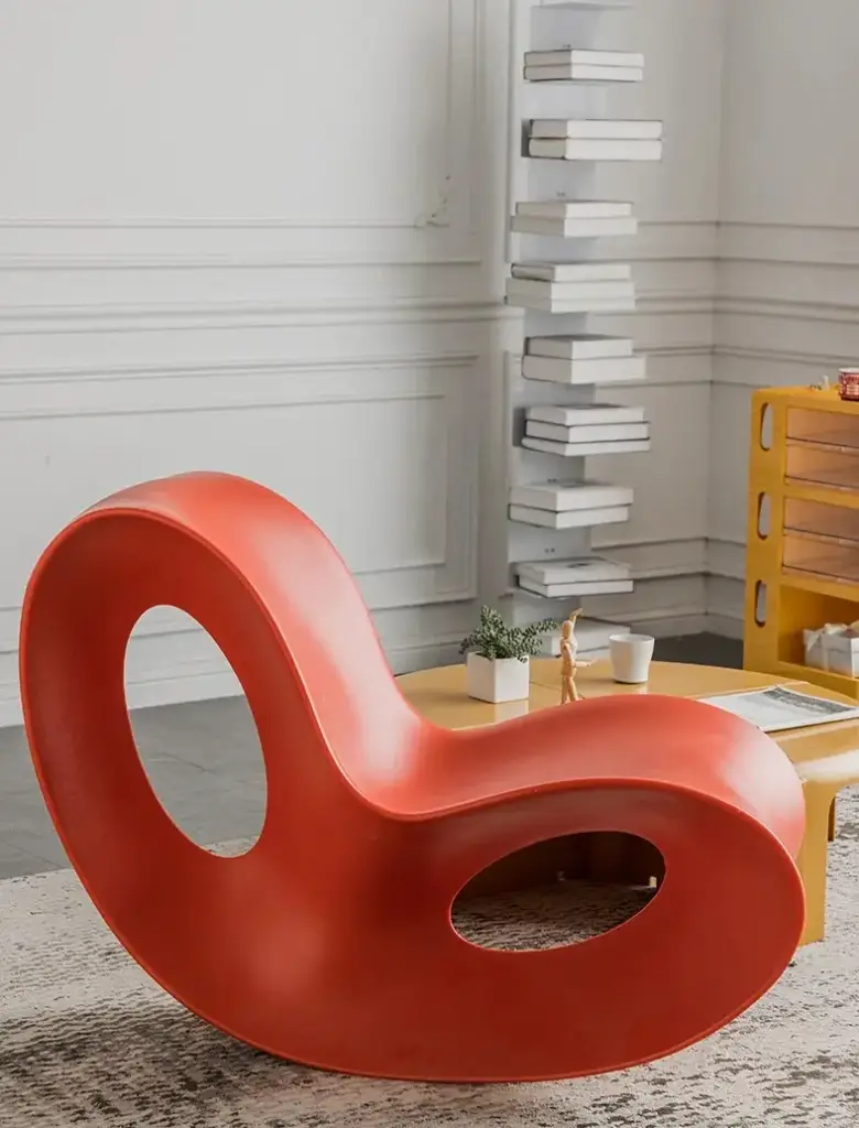 كرسي استرخاء بلاستيكي مفرغ