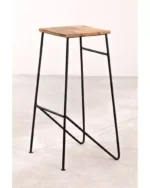 كرسي بار لون أسود وبني بتصميم مميز