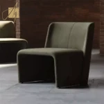 كرسي مفرد بحواف منسقة
