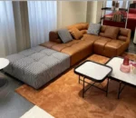 ⁦كنب جلد منقسمة بتصميم اوروبي⁩ - الصورة ⁦8⁩